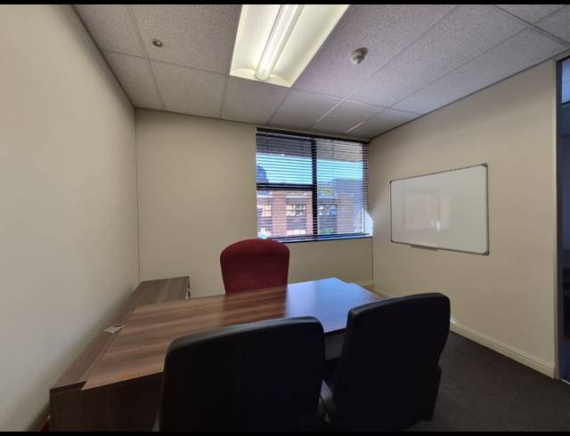 282M² OFFICE TO LET IN ROSEBANK